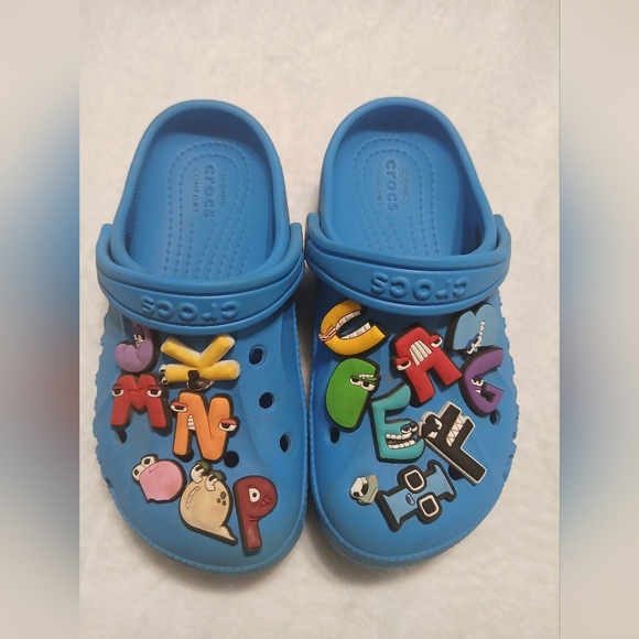 Crocs Kids Blue Clogs with Fun Charms - Picture 1 of 4